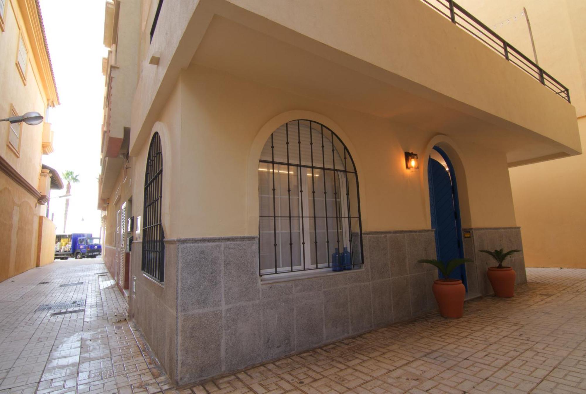 Mara'S Apartments Torremolinos La Mar - Beachfront Tiny House - Bajondillo 외부 사진
